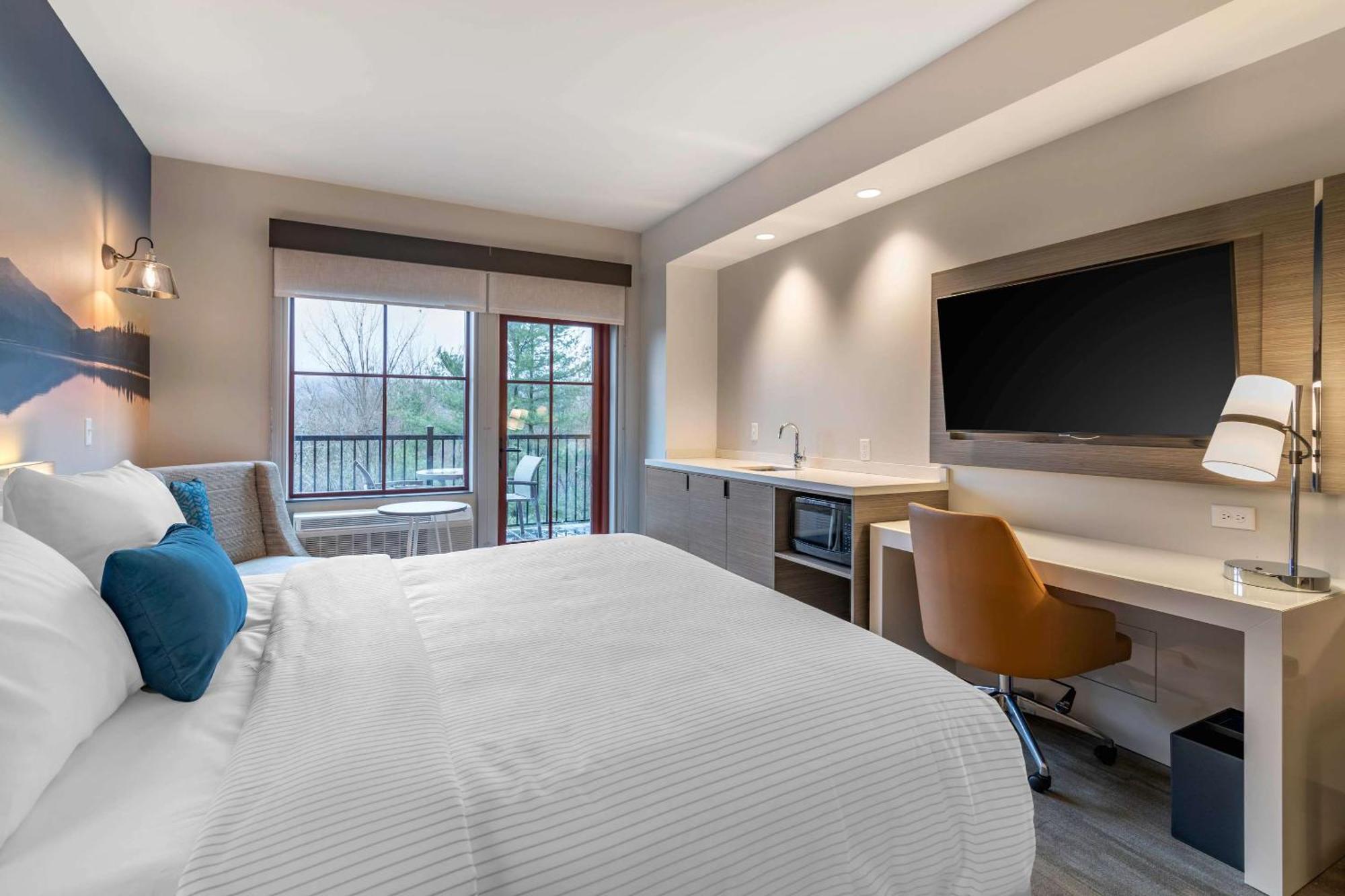 Cambria Hotel Lake Placid - Lakeside Resort Exterior foto